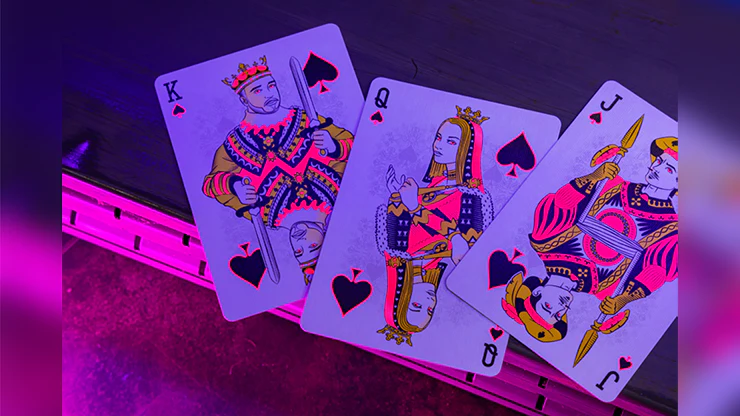 1074-bicycle-star-fire-pink-neon-limited-edition-playing-cards-glows-under-blacklight-1.webp