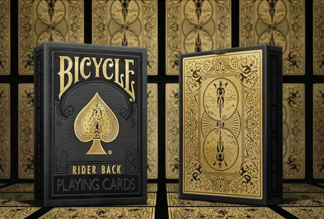 1133-black-gold-bicycle-playing-cards-1.jpg