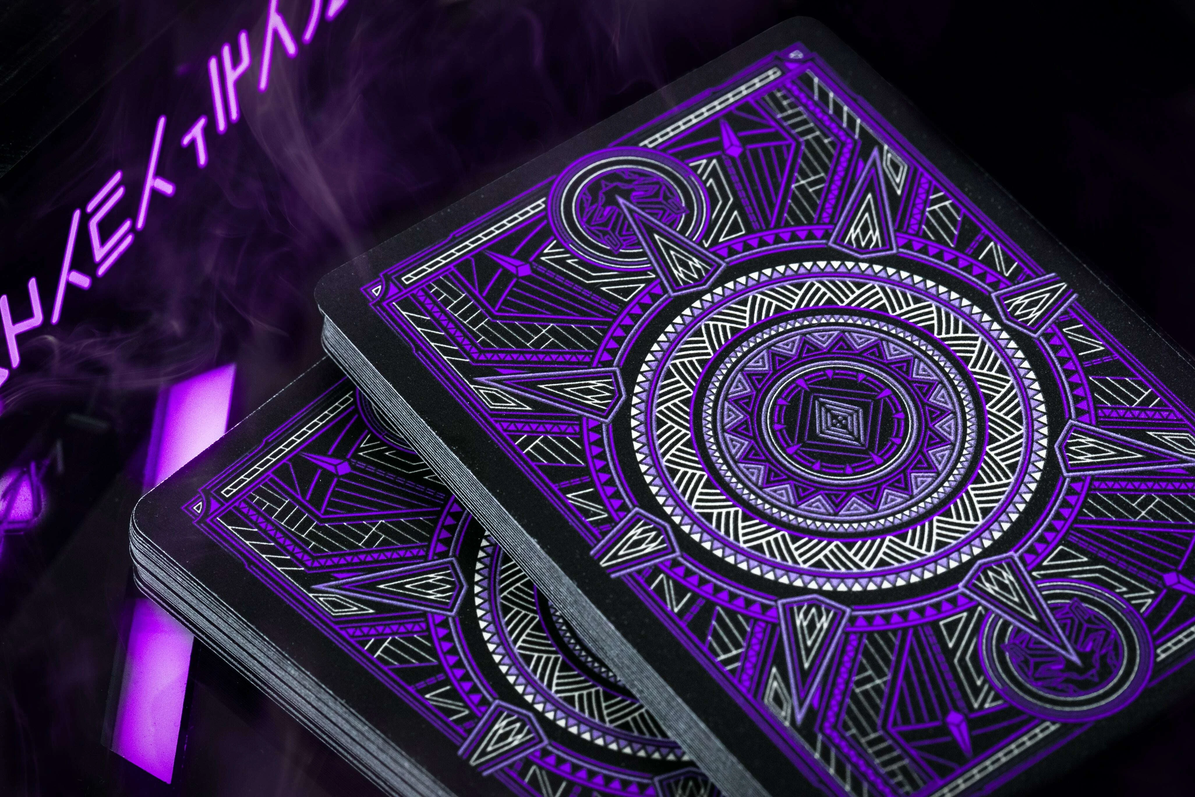 1148-black-panther-playing-cards-1.jpg