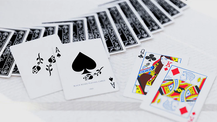 1170-black-roses-playing-cards-uspcc-1.jpg