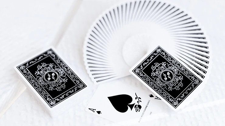 1170-black-roses-playing-cards-uspcc-1.jpg