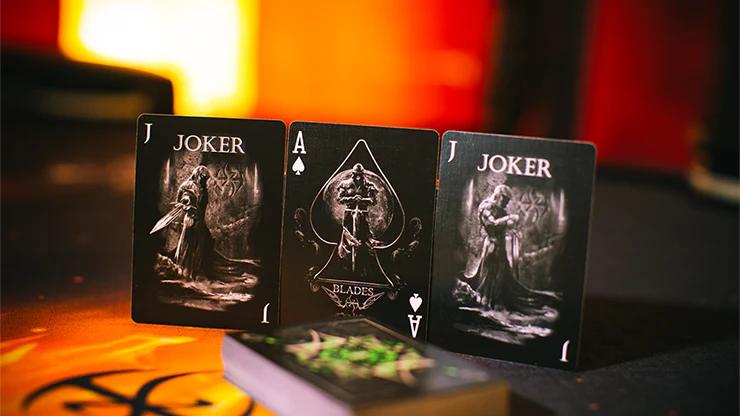 1197-blades-bloodspear-emerald-playing-cards-uspcc-1.jpg