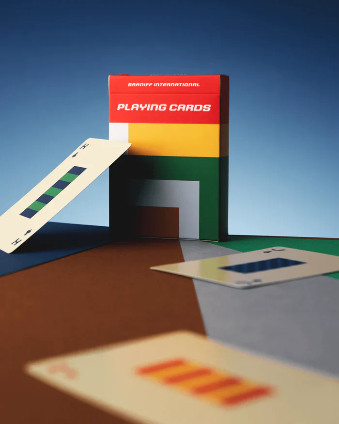 1285-braniff-playing-cards-relive-the-glamorous-jet-set-era-1.webp
