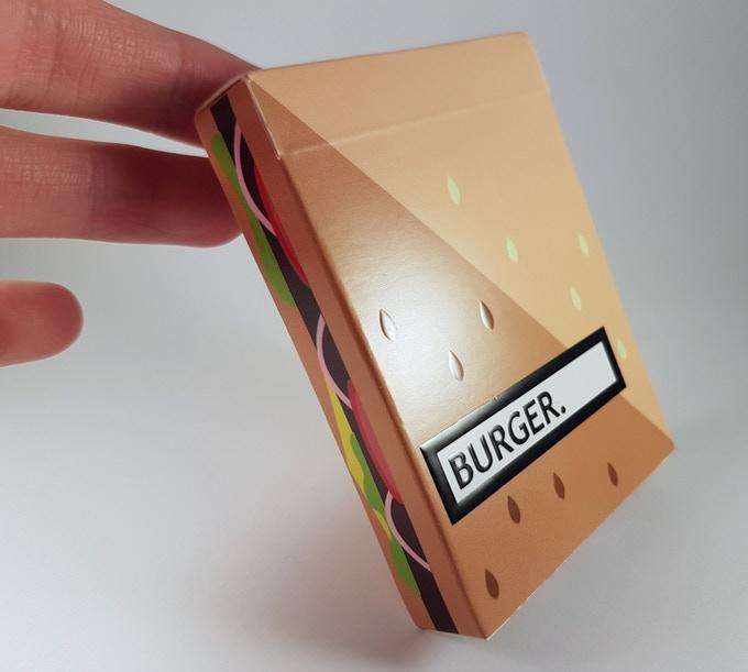 1333-burger-playing-cards-cartamundi-1.jpg