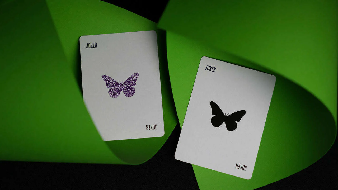 1363-butterfly-royal-purple-playing-cards-cartamundi-1.jpg