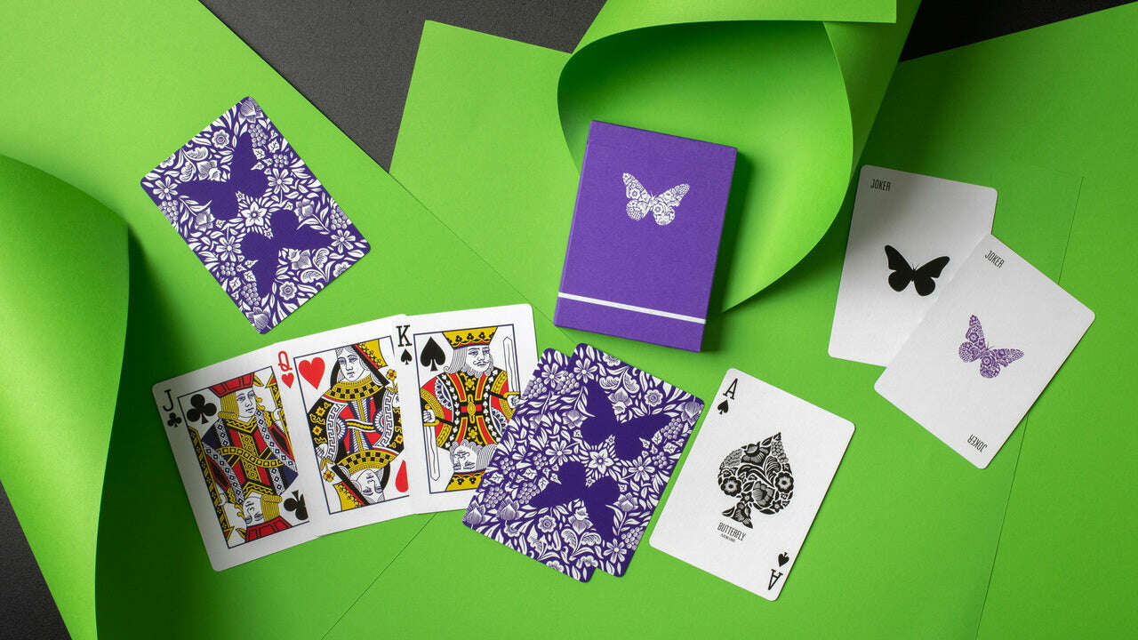 1363-butterfly-royal-purple-playing-cards-cartamundi-1.jpg