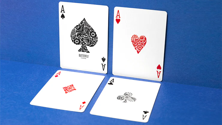 1376-butterfly-worker-marked-playing-cards-blue-cartamundi-1.webp