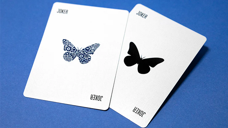 1376-butterfly-worker-marked-playing-cards-blue-cartamundi-1.webp