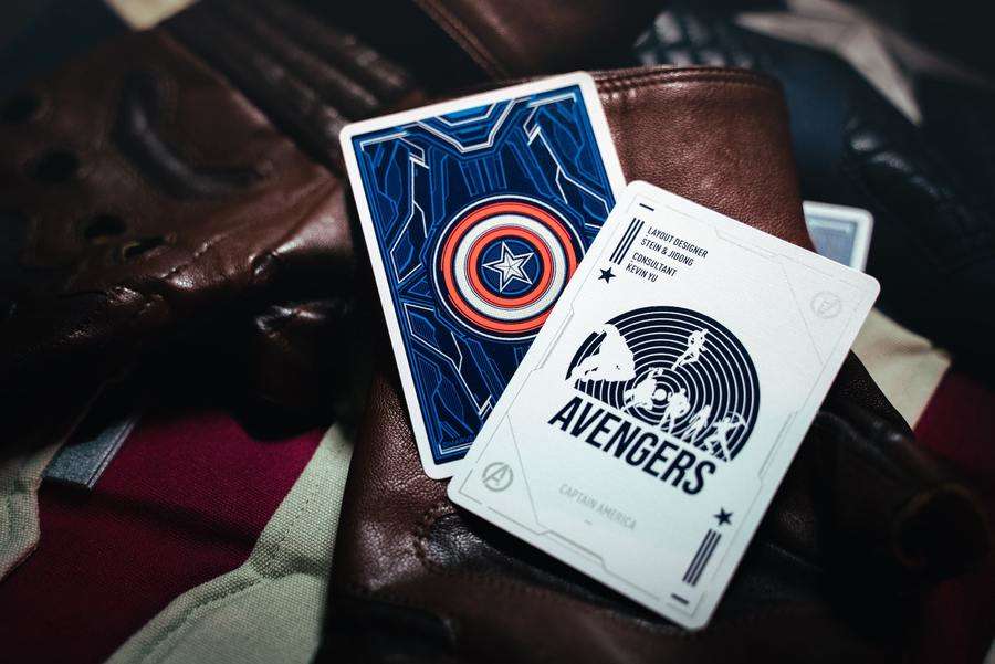 1409-captain-america-deluxe-playing-cards-uspcc-1.jpg
