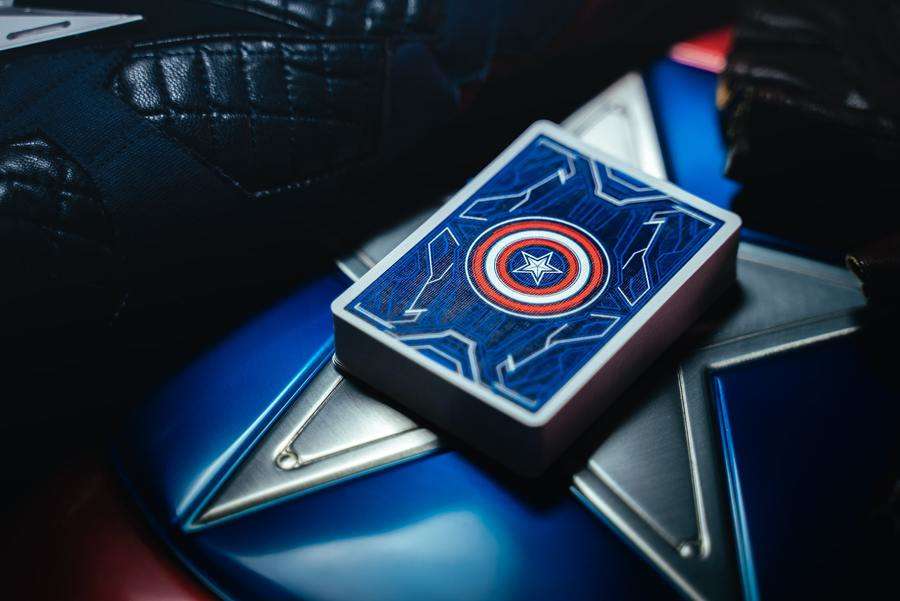 1409-captain-america-deluxe-playing-cards-uspcc-1.jpg
