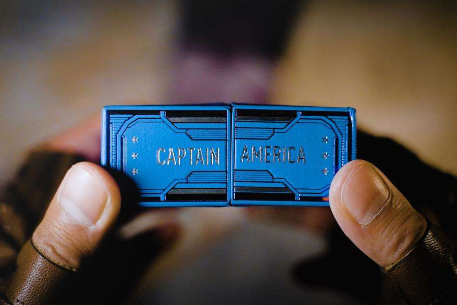 1409-captain-america-deluxe-playing-cards-uspcc-1.jpg