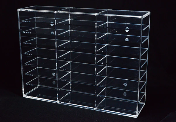 Carat XDR24L 24 Deck Rack w/ Lid