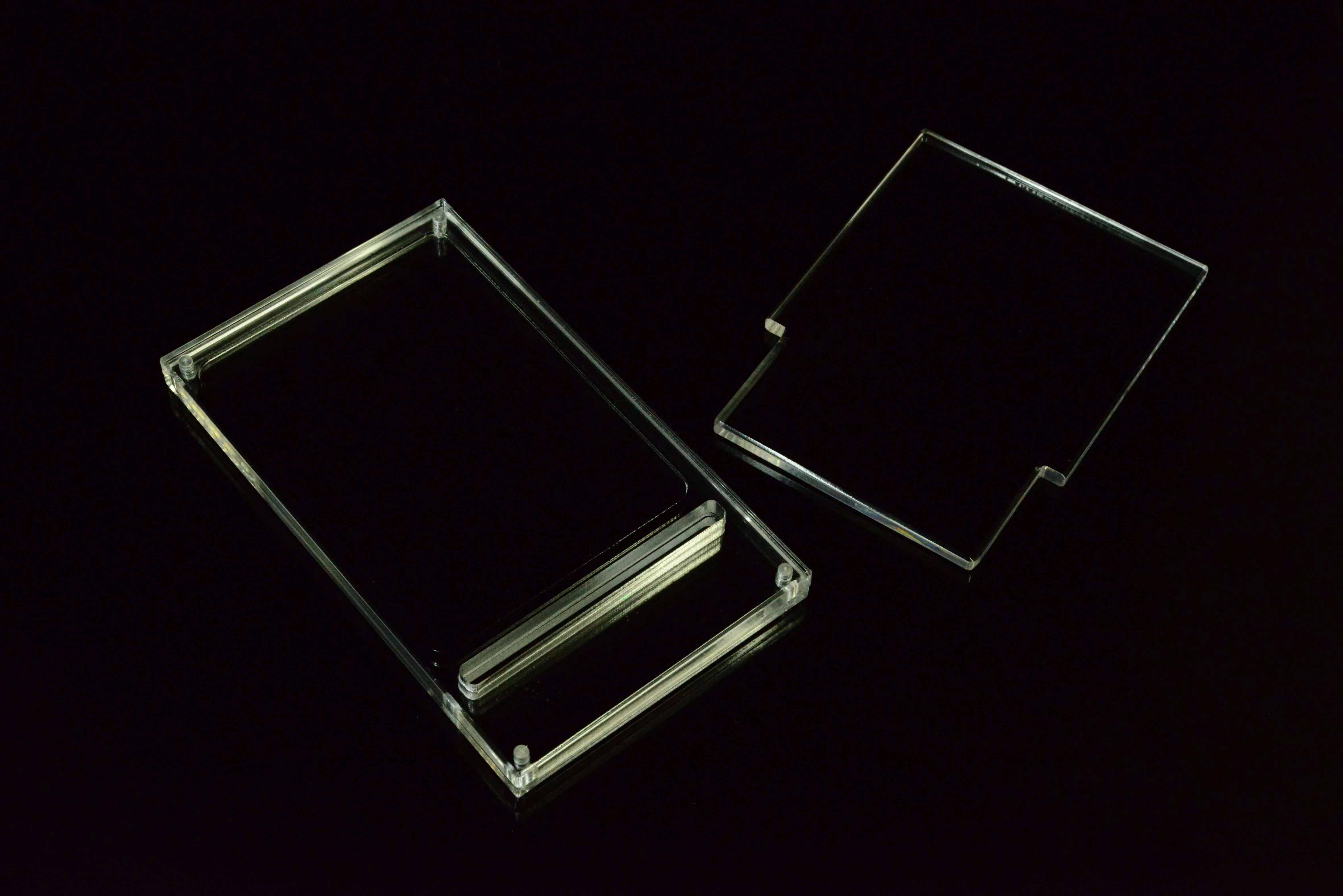 1433-carat-xds-single-card-display-deck-stand-1.webp