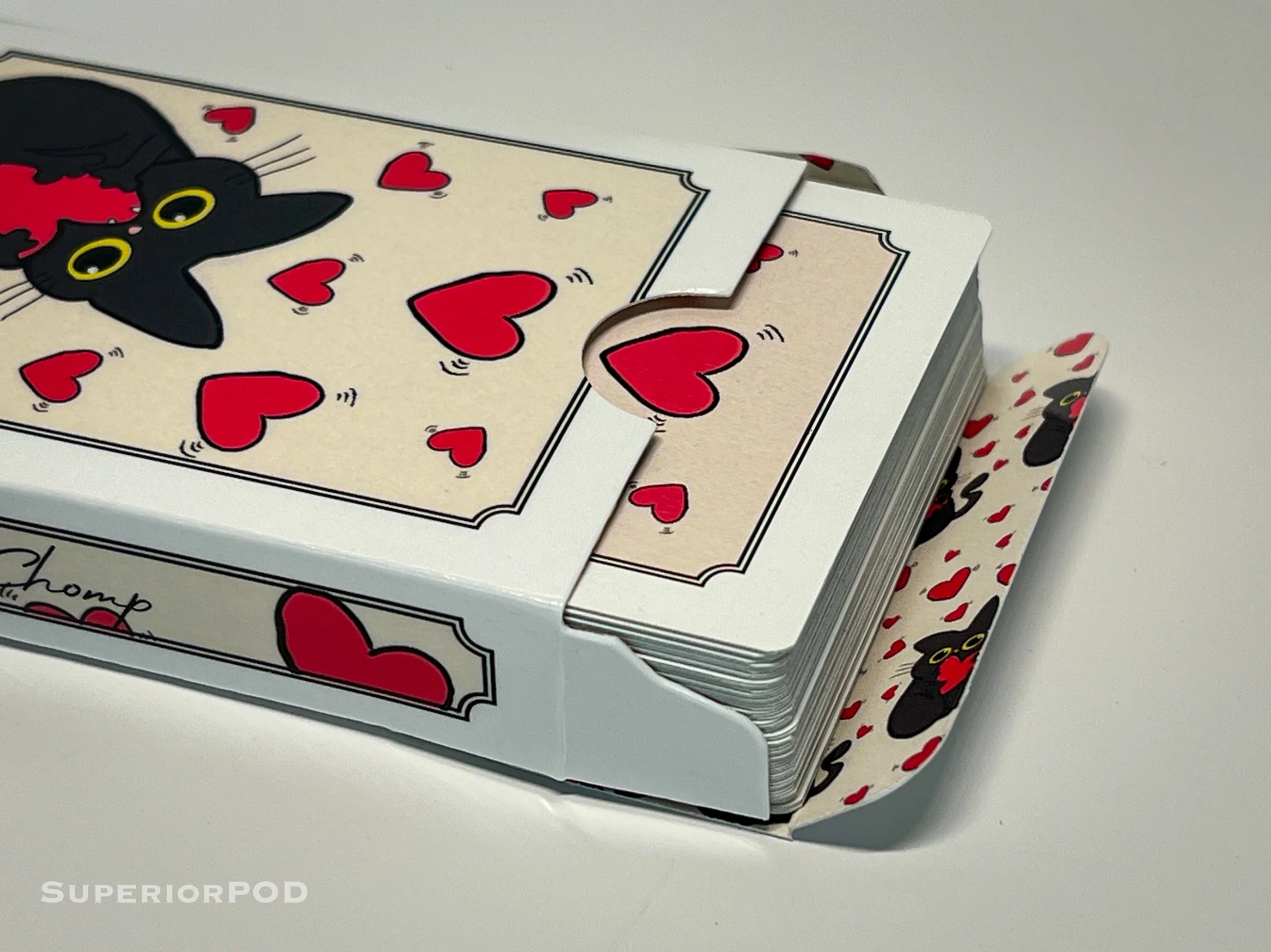 1655-chomp-playing-cards-black-cat-playing-cards-1.webp