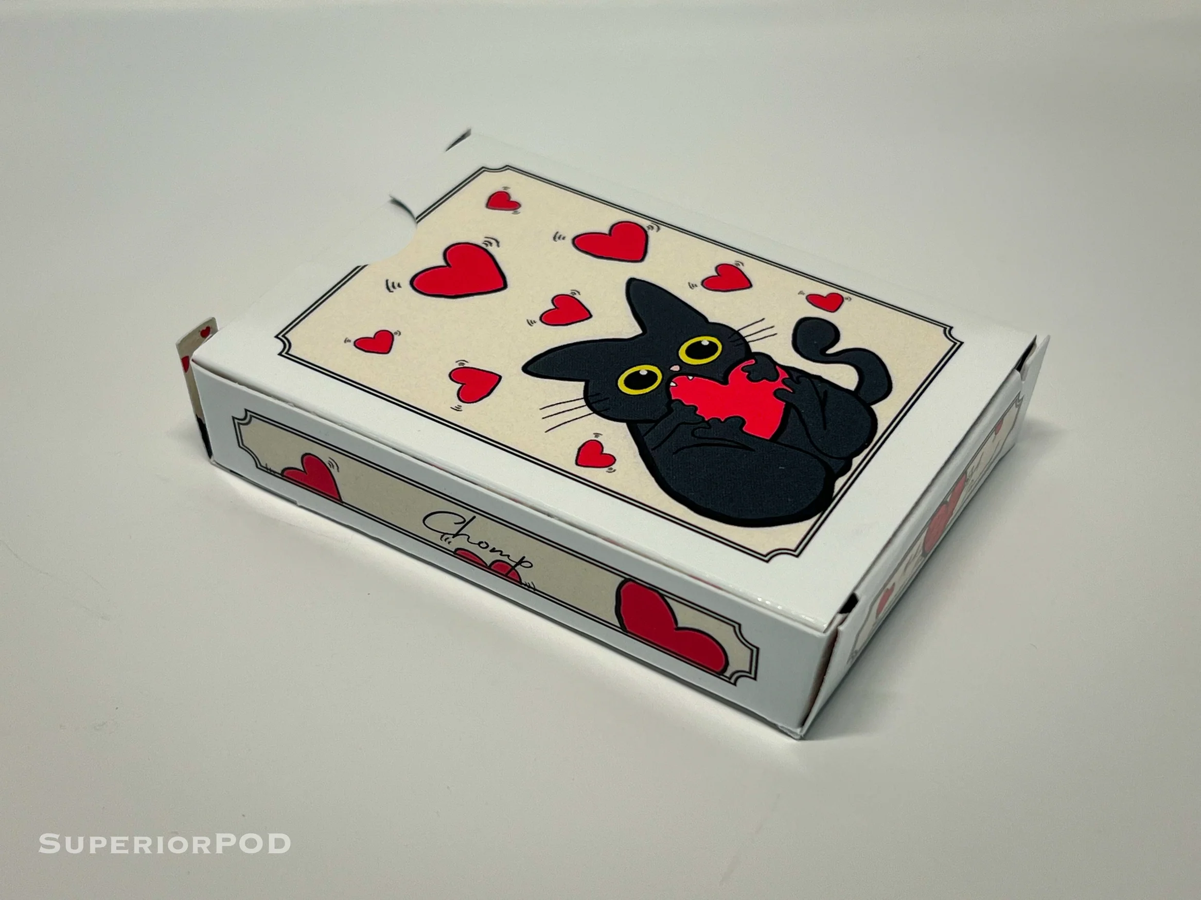 1655-chomp-playing-cards-black-cat-playing-cards-1.webp
