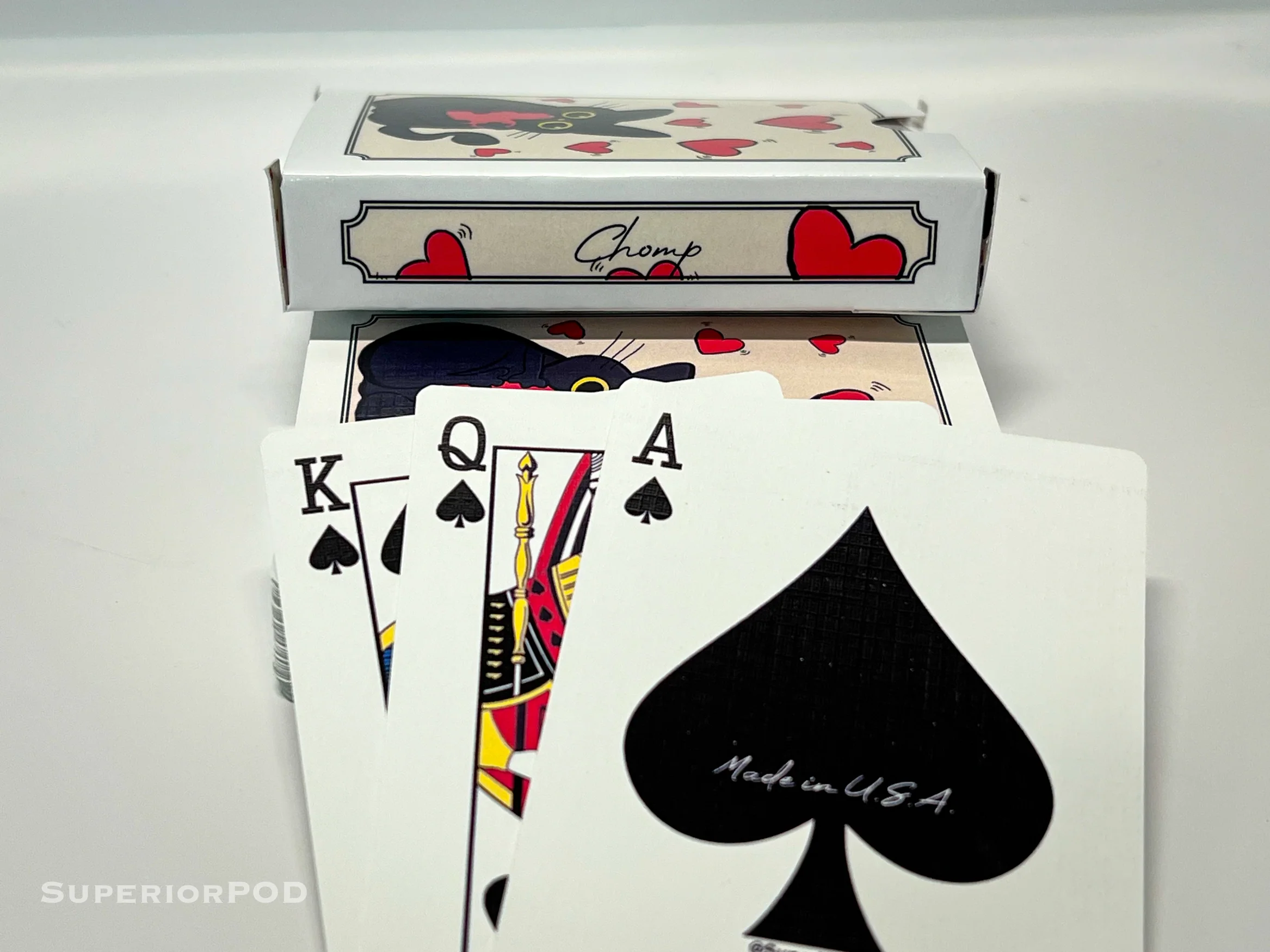 1655-chomp-playing-cards-black-cat-playing-cards-1.webp