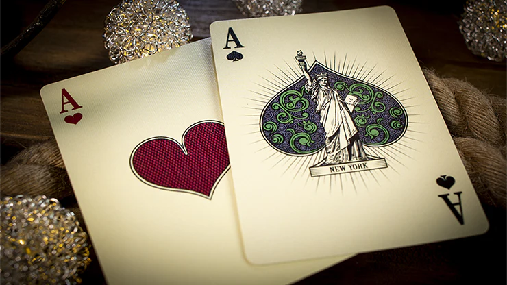 1724-city-skylines-new-york-bicycle-playing-cards-1.jpg