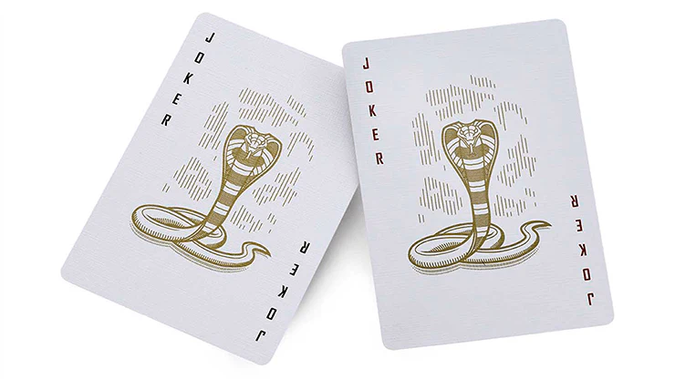 1763-cobra-playing-cards-cartamundi-1.webp