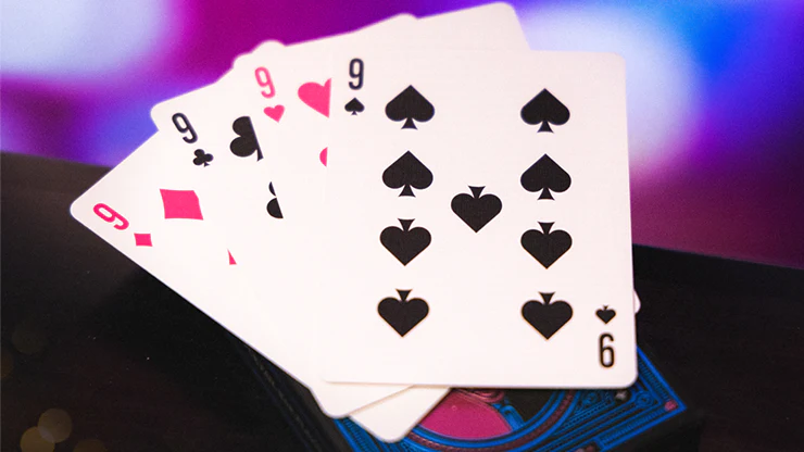 1777-cocktail-bar-playing-cards-by-ffpc-1.webp