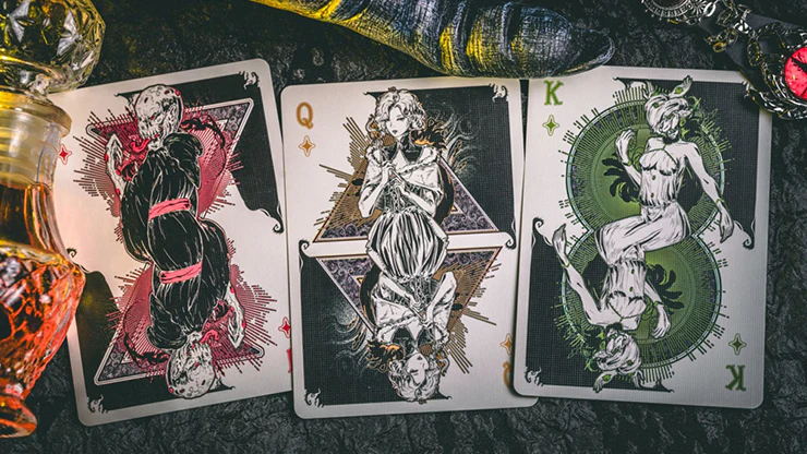 1961-cthulhu-the-king-in-yellow-playing-cards-by-king-star-1.webp