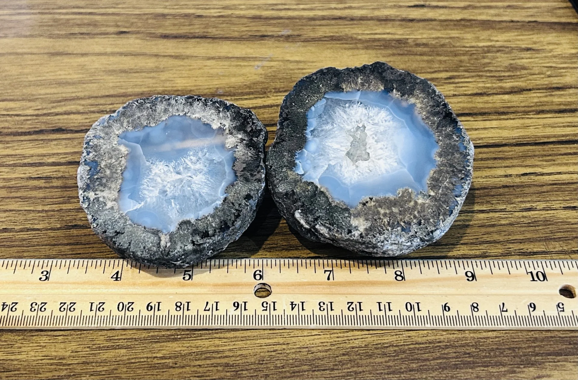 199-coconut-geodes-pair-1.webp