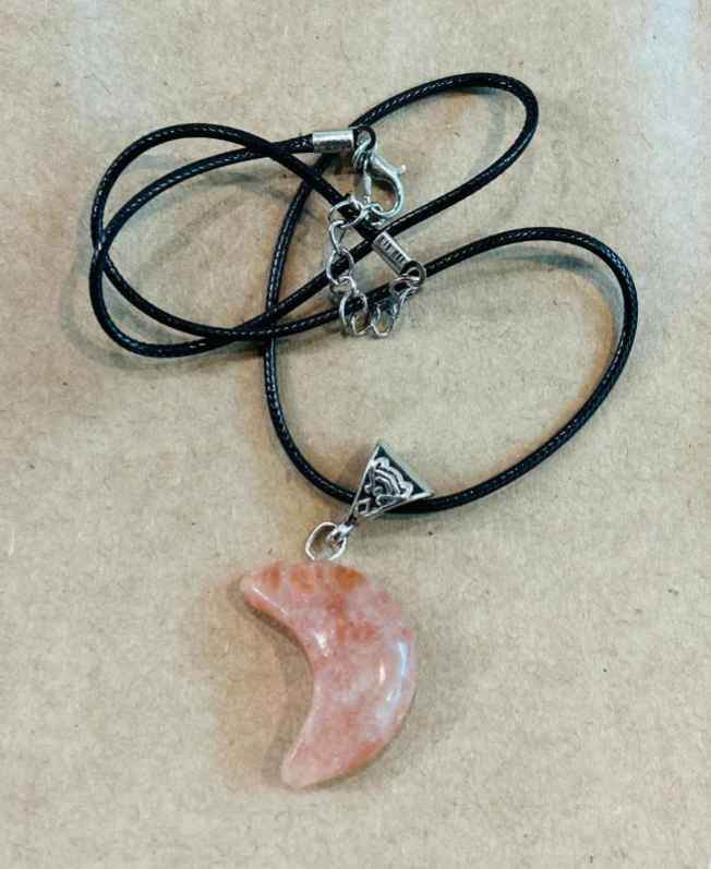 207-sunstone-necklace-1.jpg