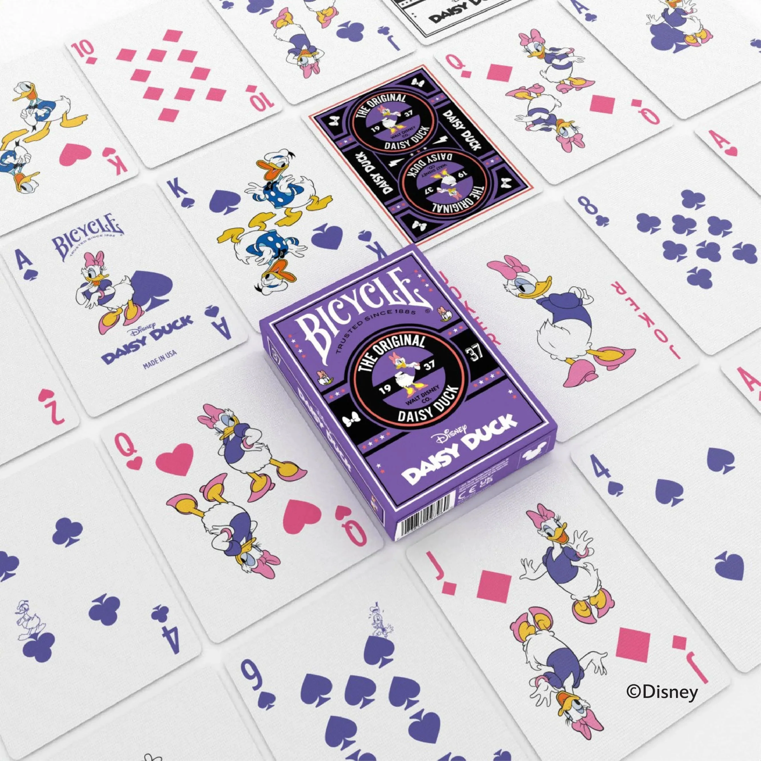 2206-disney-classic-daisy-duck-inspired-playing-cards-by-bicycle-1.webp