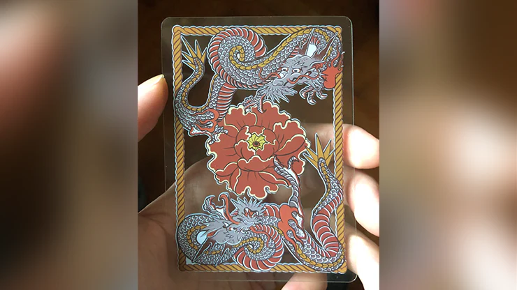 2312-dragon-classic-silver-plastic-transparent-playing-cards-1.webp