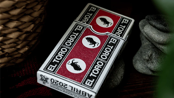 2439-el-toro-playing-cards-by-kings-wild-project-1.jpg