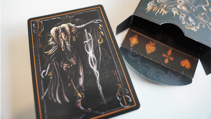 2447-elements-playing-cards-gilded-wjpc-1.webp