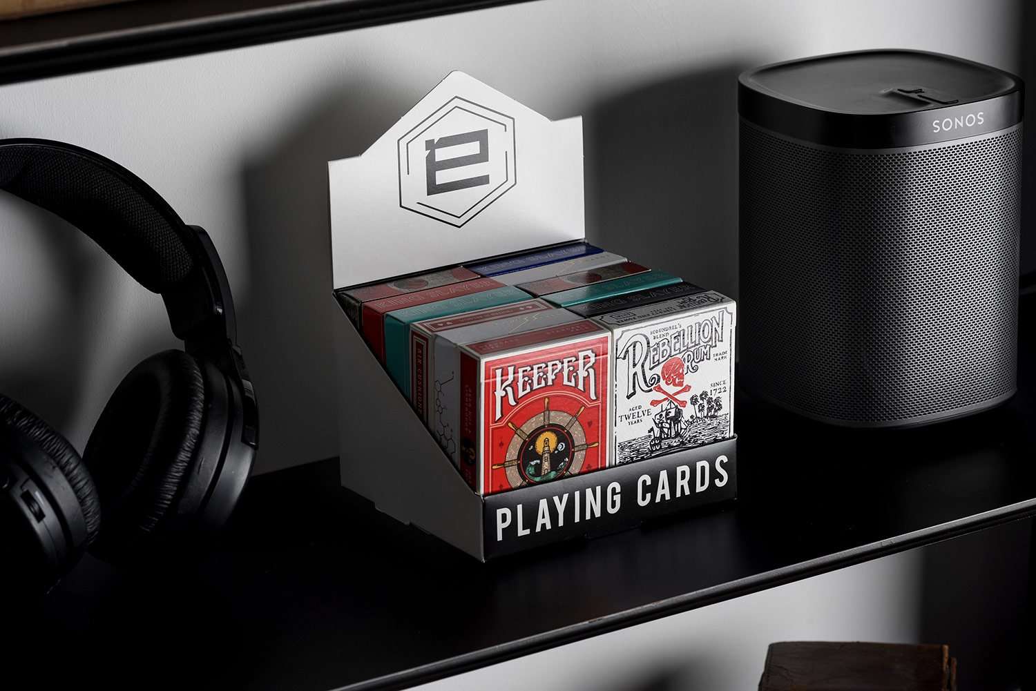 2473-ellusionist-brick-box-display-1.webp