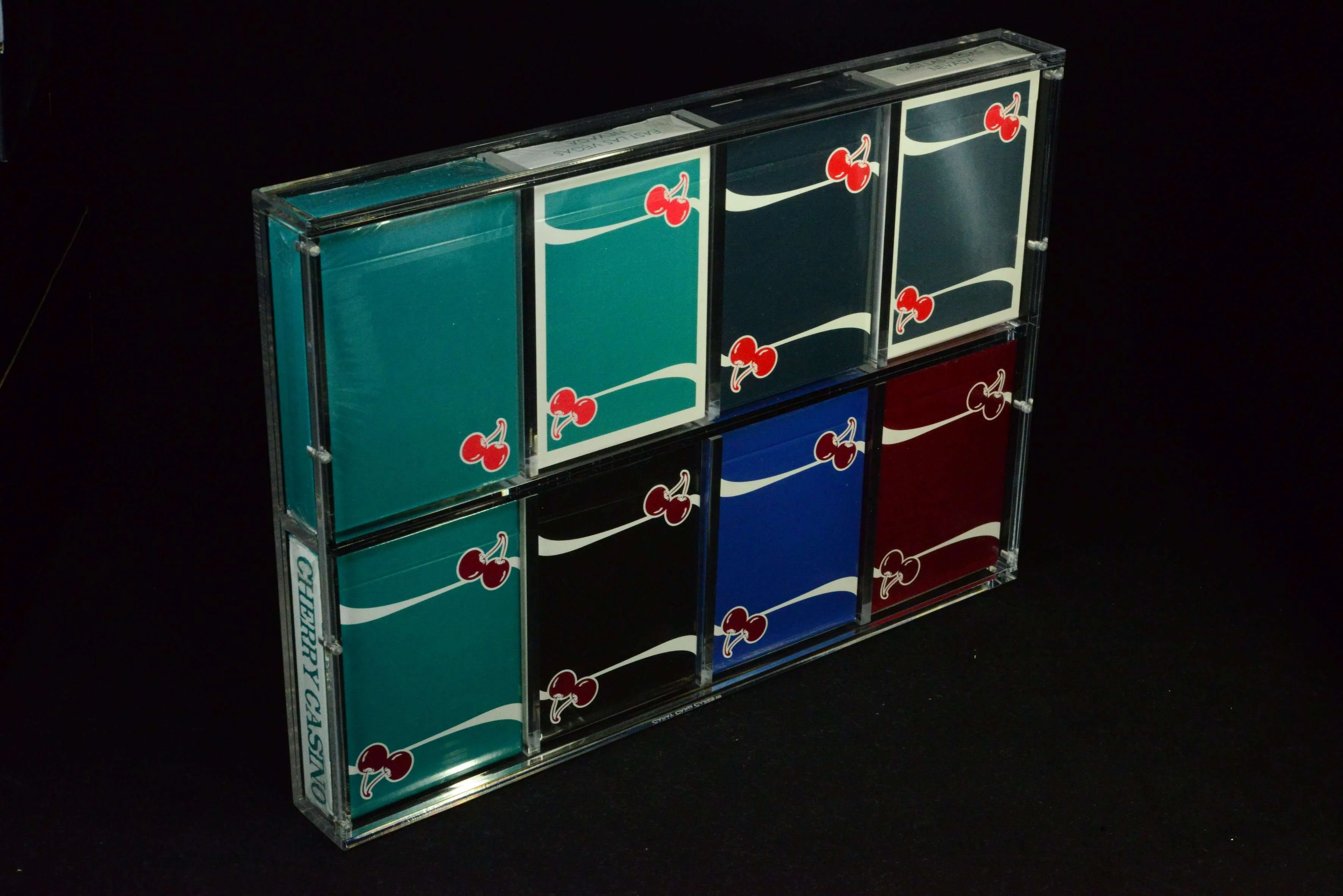 25-carat-x4x2-card-case-1.jpg