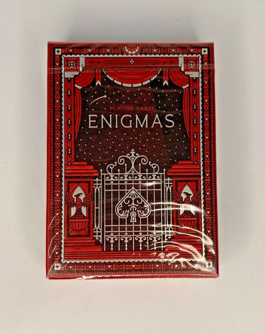 ENIGMAS Puzzle Hunt Playing Cards USPCC - Red 1 2508-enigmas-puzzle-hunt-playing-cards-uspcc-red-1.webp
