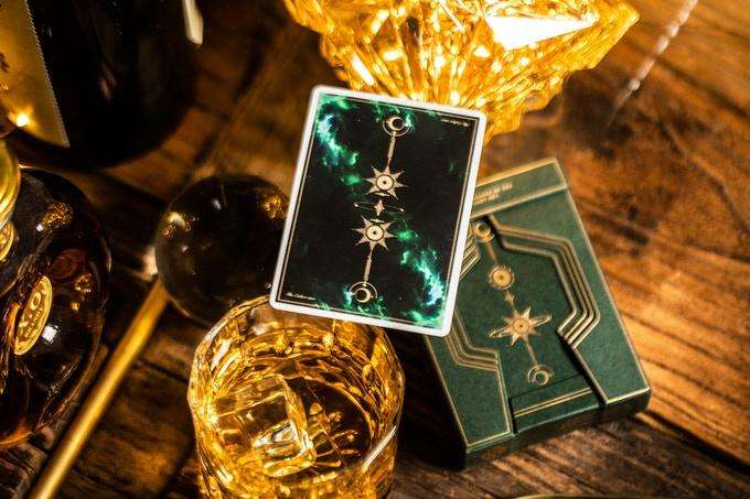 2553-esther-star-deluxe-2-deck-set-classic-deluxe-playing-cards-uspcc-1.jpg