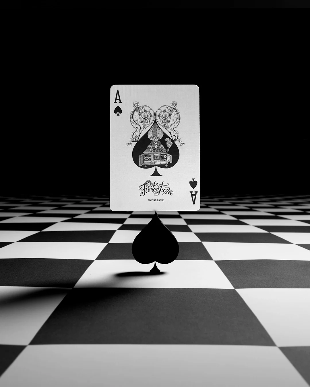 2676-fantastique-playing-cards-1.webp