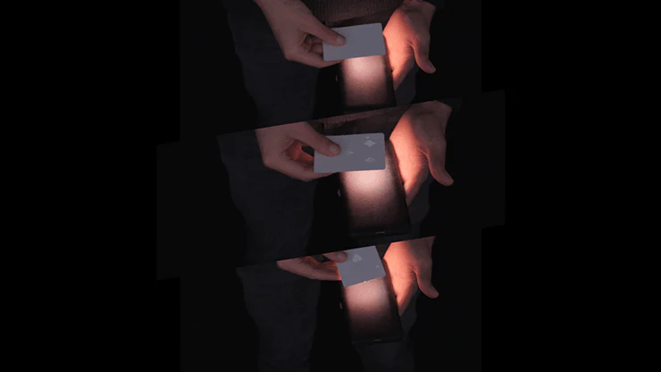 2761-flash-change-card-trick-1.png