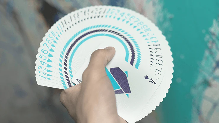 2781-flexible-gradients-blue-cardistry-playing-cards-tcc-1.webp