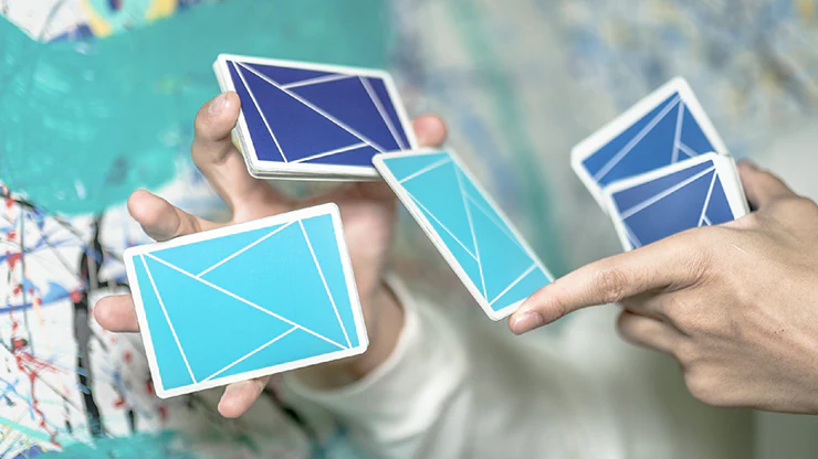 2781-flexible-gradients-blue-cardistry-playing-cards-tcc-1.webp
