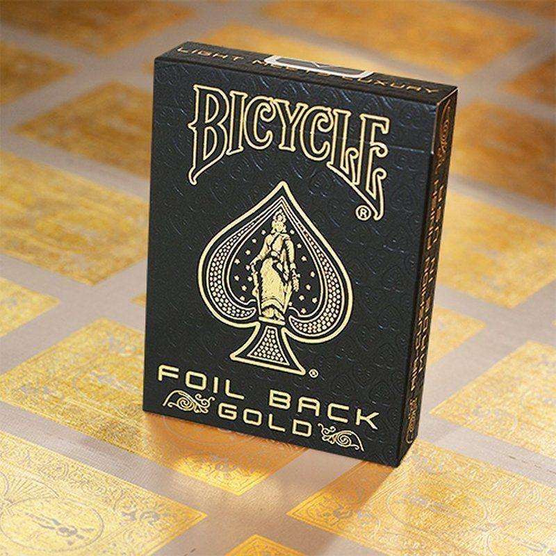 2830-foil-back-gold-bicycle-playing-cards-deck-1.jpg