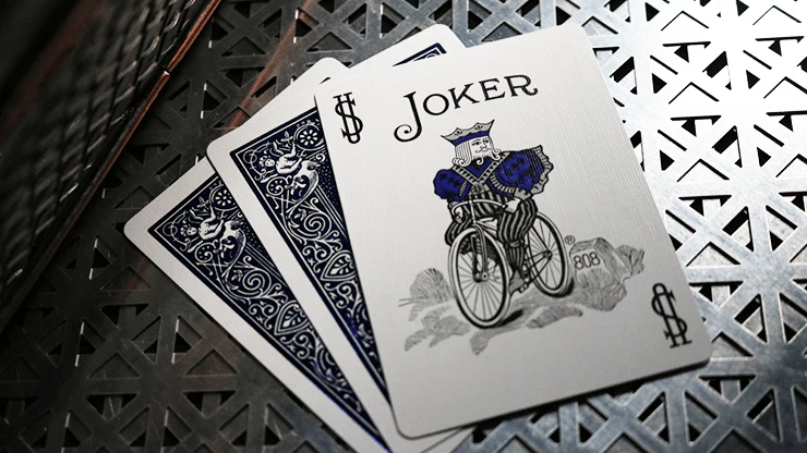 2831-foil-back-v2-bicycle-playing-cards-1.jpg