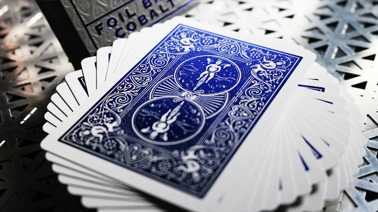 2831-foil-back-v2-bicycle-playing-cards-1.jpg