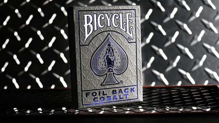2831-foil-back-v2-bicycle-playing-cards-1.jpg