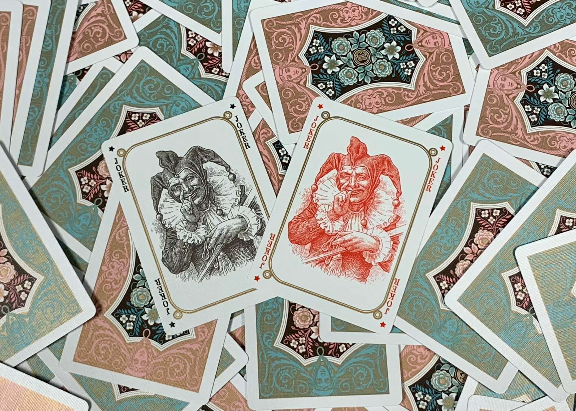 2894-four-continents-playing-cards-uspcc-1.jpg