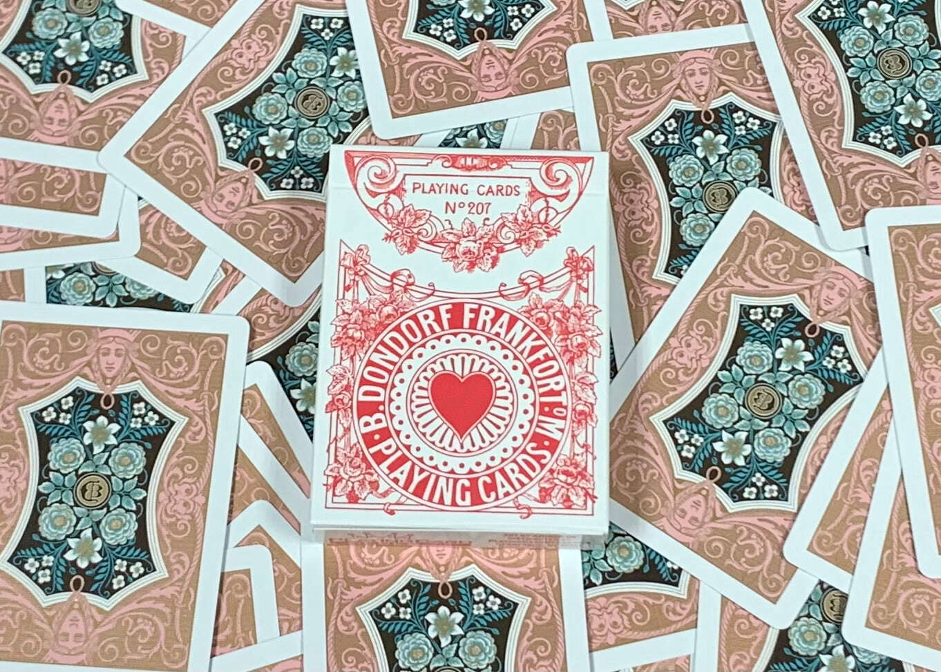 2894-four-continents-playing-cards-uspcc-1.jpg
