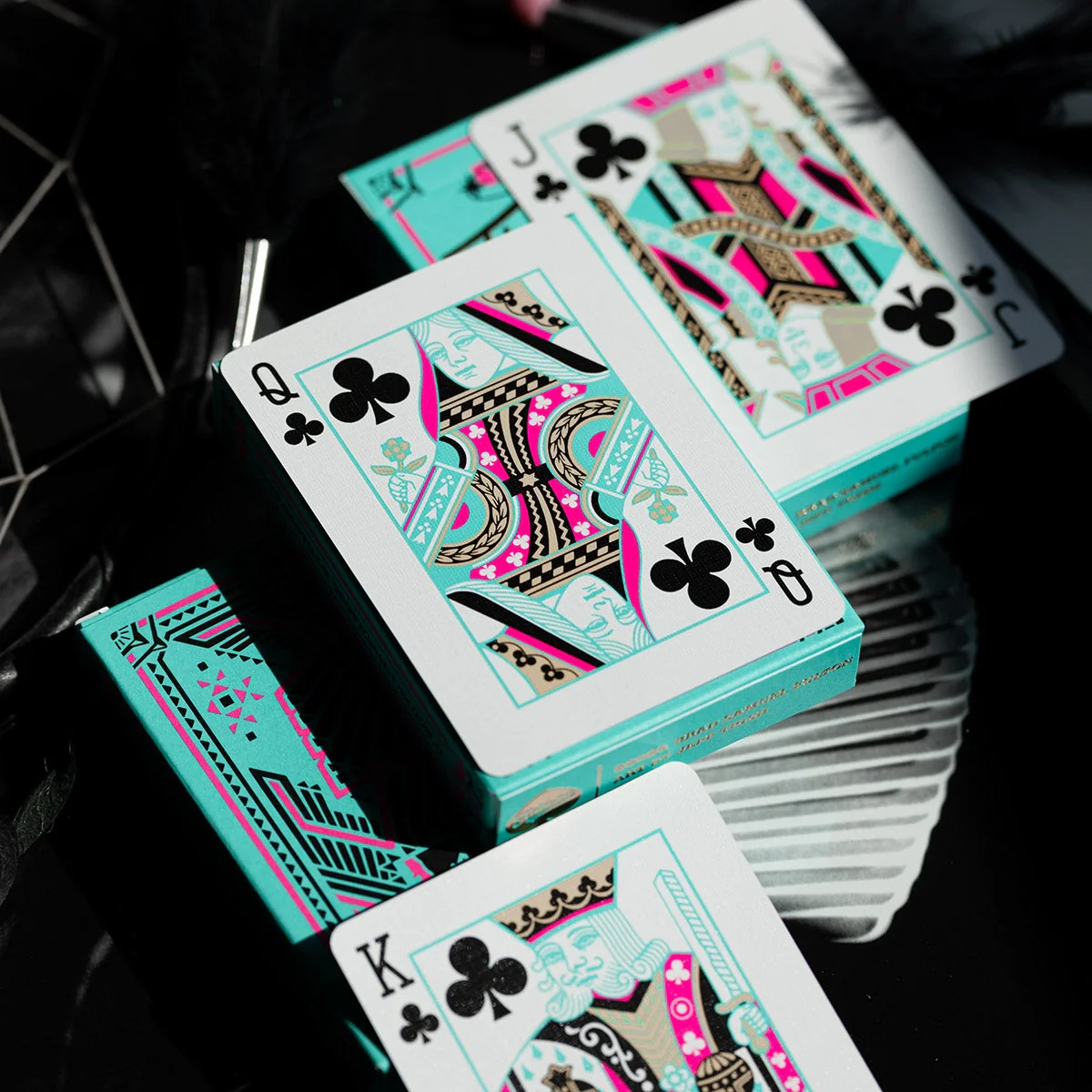 2964-fulton-s-thunderbird-room-turquoise-edition-playing-cards-1.webp