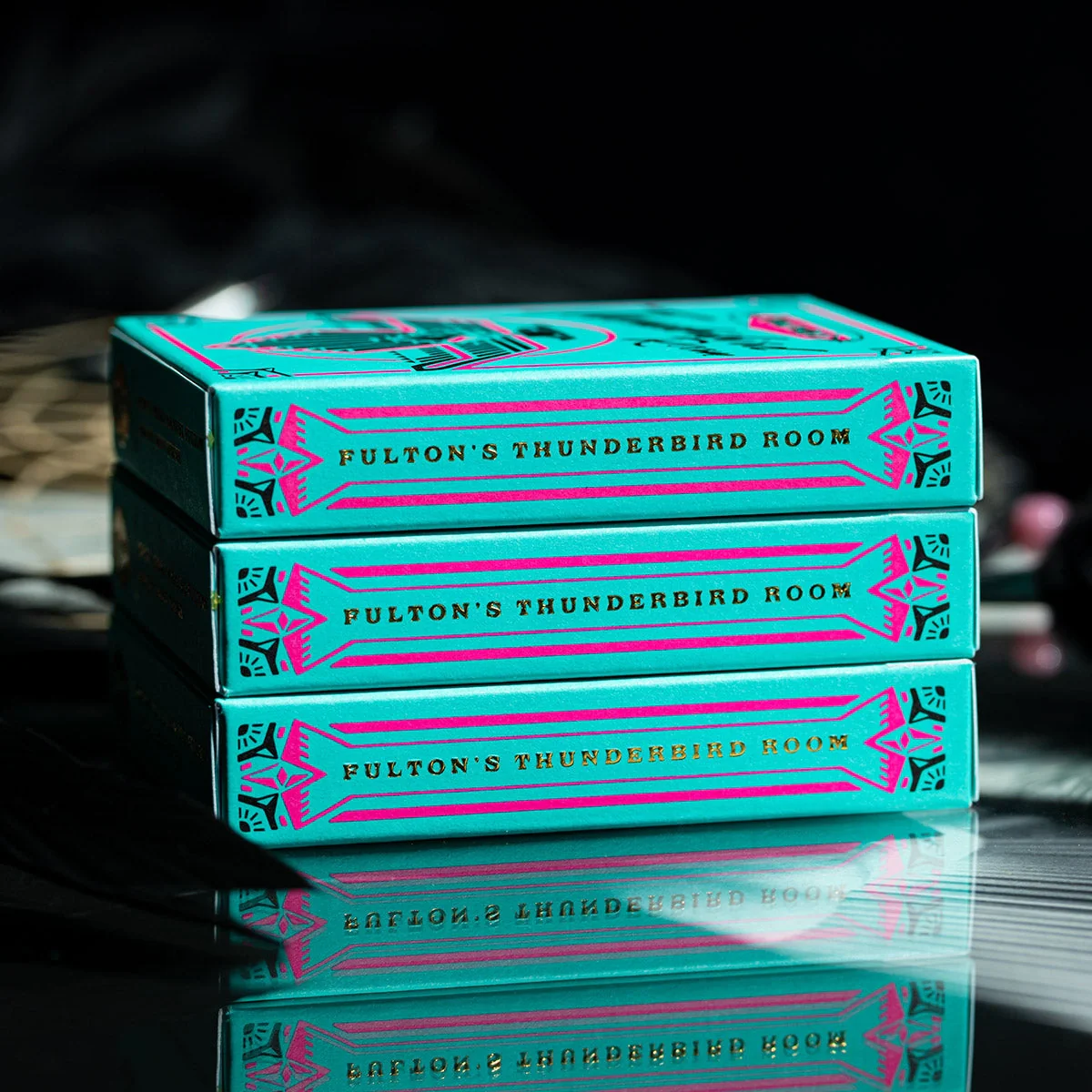 2964-fulton-s-thunderbird-room-turquoise-edition-playing-cards-1.webp