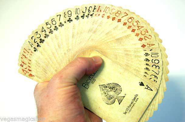 298-1800-vintage-blue-bicycle-playing-cards-1.jpg