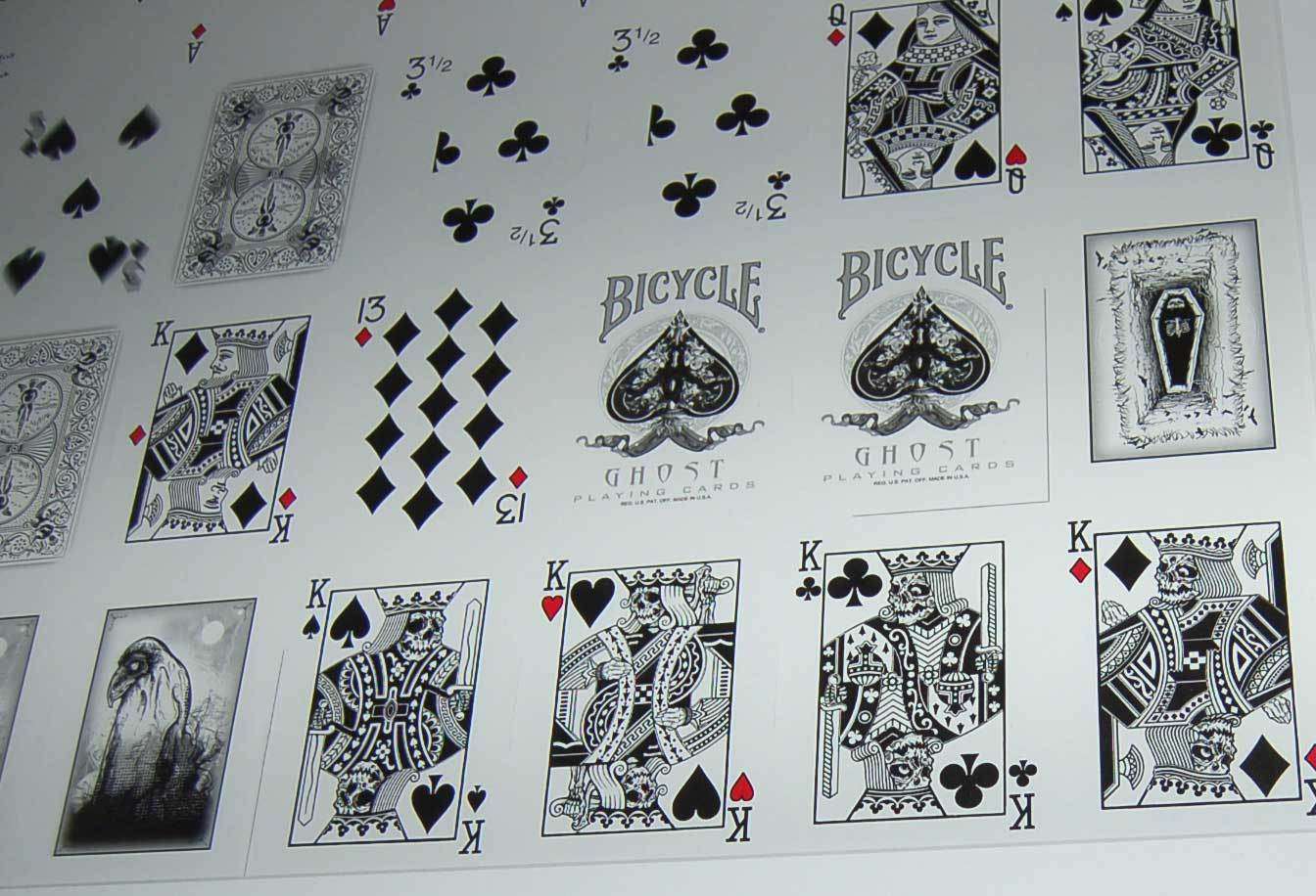 3041-ghost-gaff-playing-cards-uspcc-1.jpg