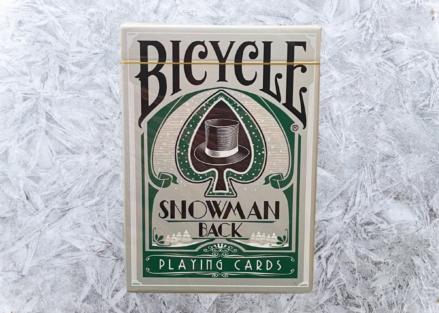 3052-gilded-bicycle-snowman-back-red-green-limited-edition-playing-cards-1.webp