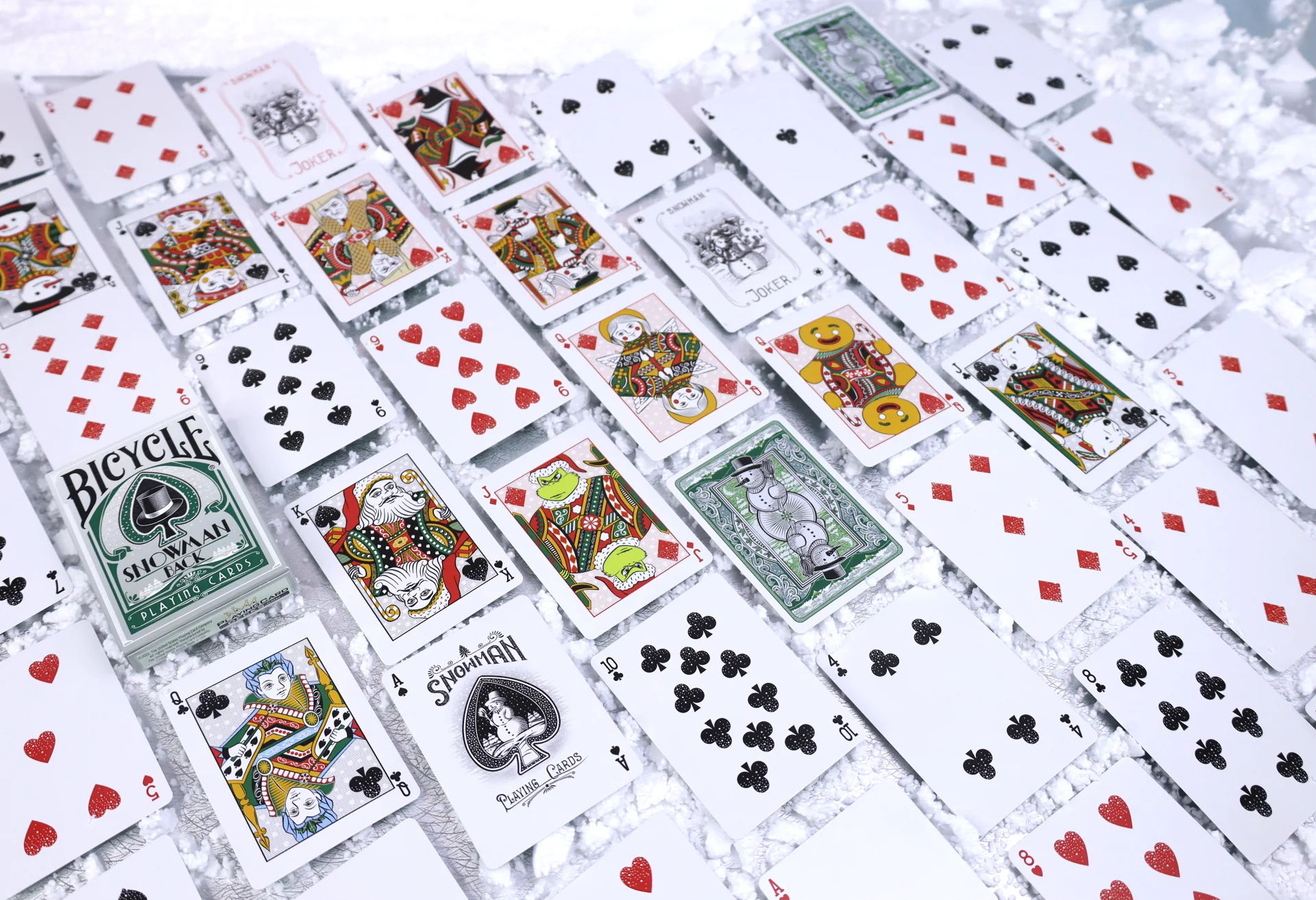 3056-gilded-bicycle-snowman-limited-edition-3-deck-playing-card-set-1.webp